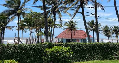 Casa Alto Padrão Frente ao Mar