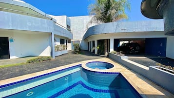 Vila | Piscina | Piscina externa