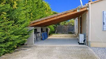 Enceinte de lâhĂ©bergement