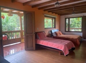Comfort Room, Garden View | Free WiFi