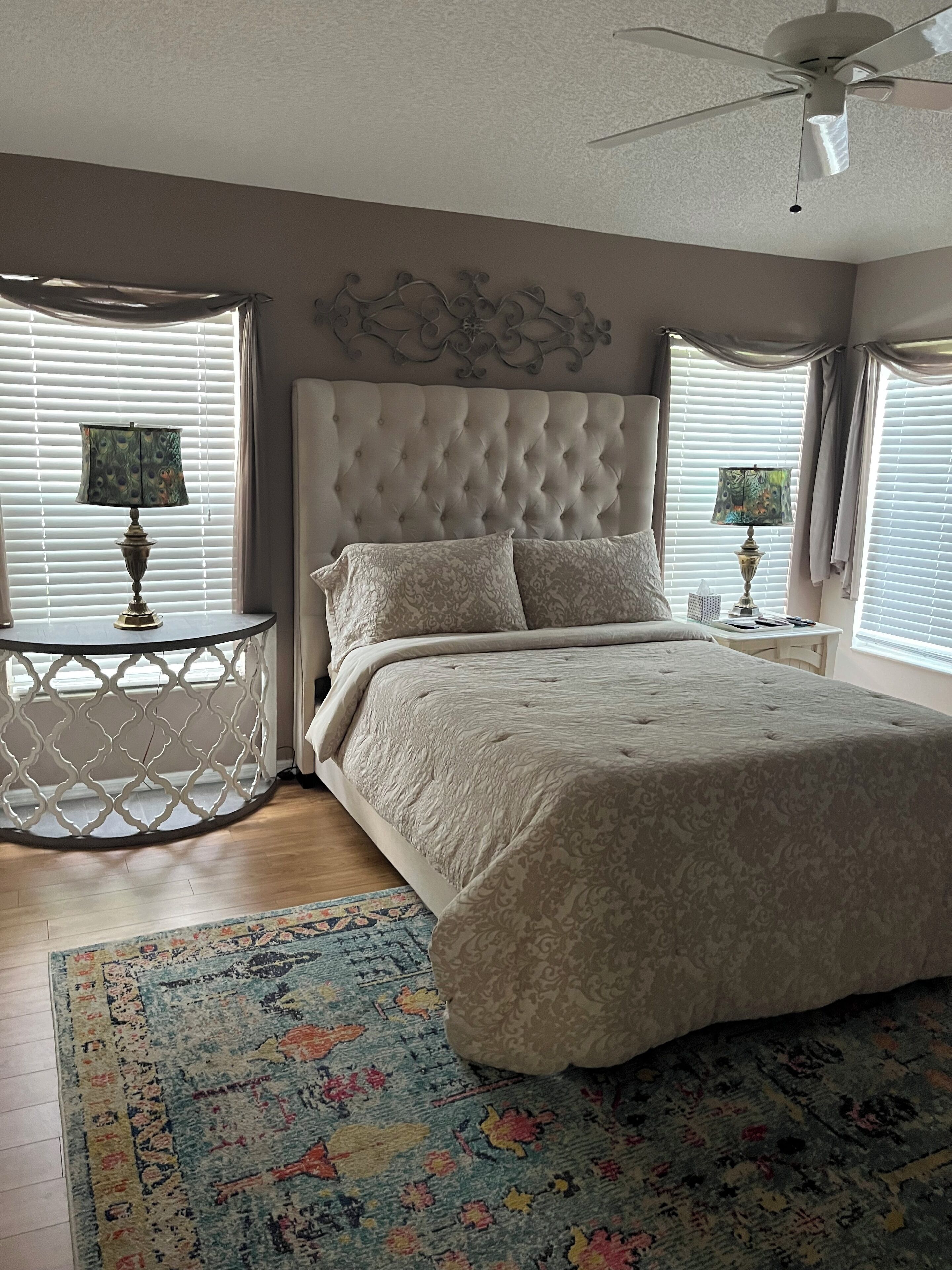 2 chambres, fer et planche à repasser, Wi-Fi gratuit, draps fournis