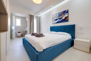 2 bedrooms, iron/ironing board