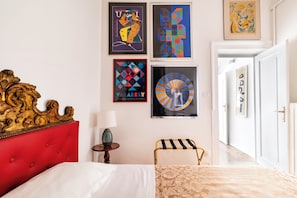 3 chambres, fer et planche à repasser, lit parapluie, Wi-Fi gratuit