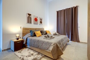 2 chambres, fer et planche à repasser, Wi-Fi gratuit, draps fournis