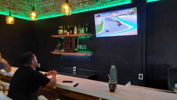 Bar (en la propiedad)