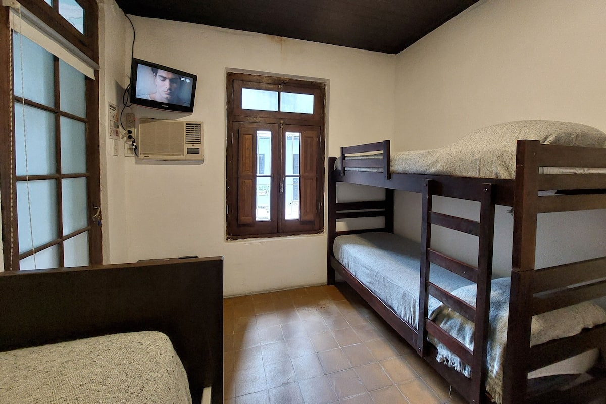 Firemannsrom – standard | Sengetøy i egyptisk bomull og sengetøy av topp kvalitet