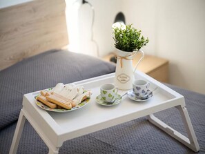 Apartment, 1 Bedroom, Balcony, Ocean View | 2 bedrooms