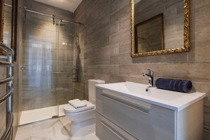 تجهيزات دش، مجففات شعر، مناشف