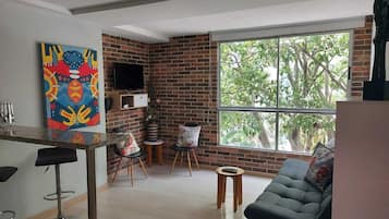 Smart TV 50 pulgadas con canales de televisión por cable