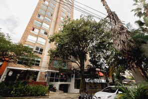 Exterior - Medellin, Bring your toothbrush, in Laureles (Medellín)