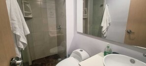 Apartment | Bathroom - Medellin, Bring your toothbrush, in Laureles (Medellín)