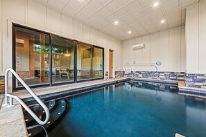 Piscine couverte, piscine chauffée