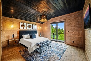 3 chambres, fer et planche à repasser, lit parapluie, Wi-Fi gratuit