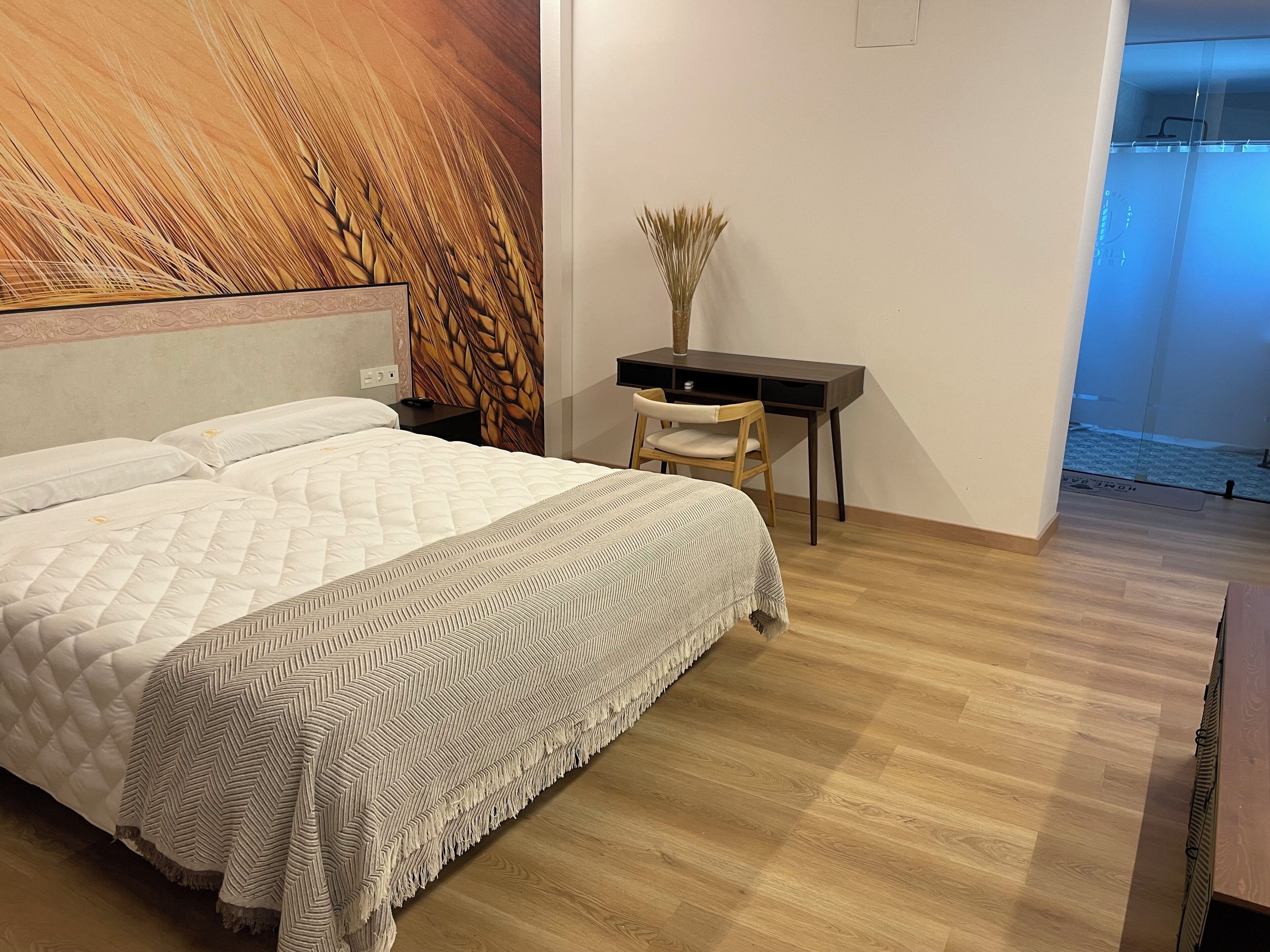 Wifi gratis y ropa de cama