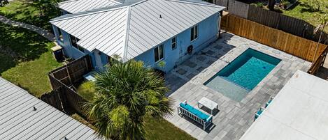 Piscine extérieure, piscine chauffée