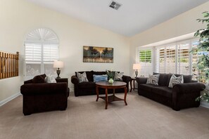 Living area - Lakefront Oasis | Pool, Spa + BBQ Patio (Glendale)