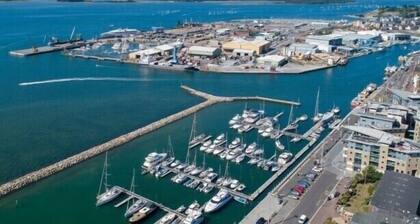 Brand New Quay Side Luxury Apart - Akala Suite