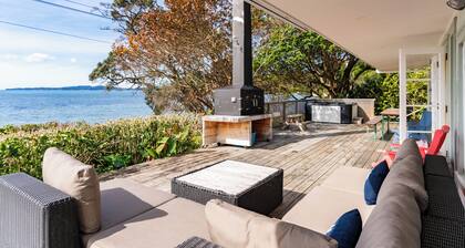 Herons Hideaway - Snells Beach Holiday Home