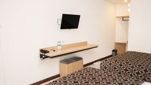 Quarto casal luxo | Escrivaninha, Wi-Fi de cortesia