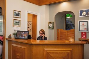 Lobby - Burn How Garden Hotel - Bowness on Windermere (Bowness-on-Windermere)