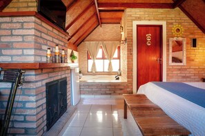 Deluxe Chalet, Mountain View | Minibar, laptop workspace, free WiFi