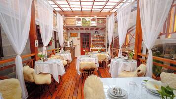 Free daily self-service breakfast