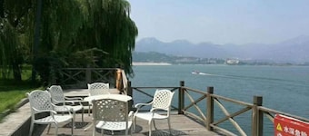 Xuehu Garden Hotel