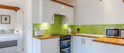 식기 세척기, 조리 도구/접시/주방 기구