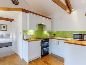 Dishwasher, cookware/dishes/utensils - Rose's Stable (Truro)