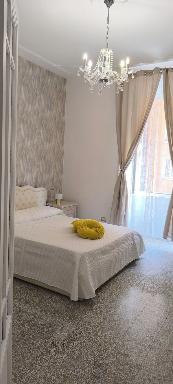 5 Schlafzimmer, Zimmersafe, Bügeleisen/Bügelbrett, kostenloses WLAN