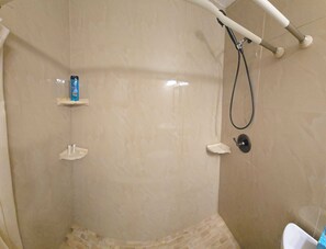 Shower, towels, soap, toilet paper - #12 Sunset Shores in law suite (Kenneth City)