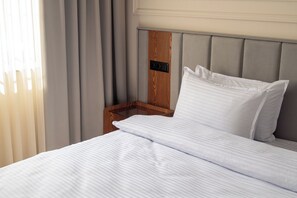Standard Double Room | In-room safe, desk, free WiFi