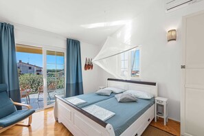 4 soverom, strykejern/-brett, wi-fi (inkludert) og sengetøy