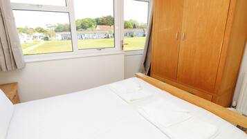 2 bedrooms, individually decorated, individually furnished, free WiFi