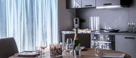 Villa | Dining