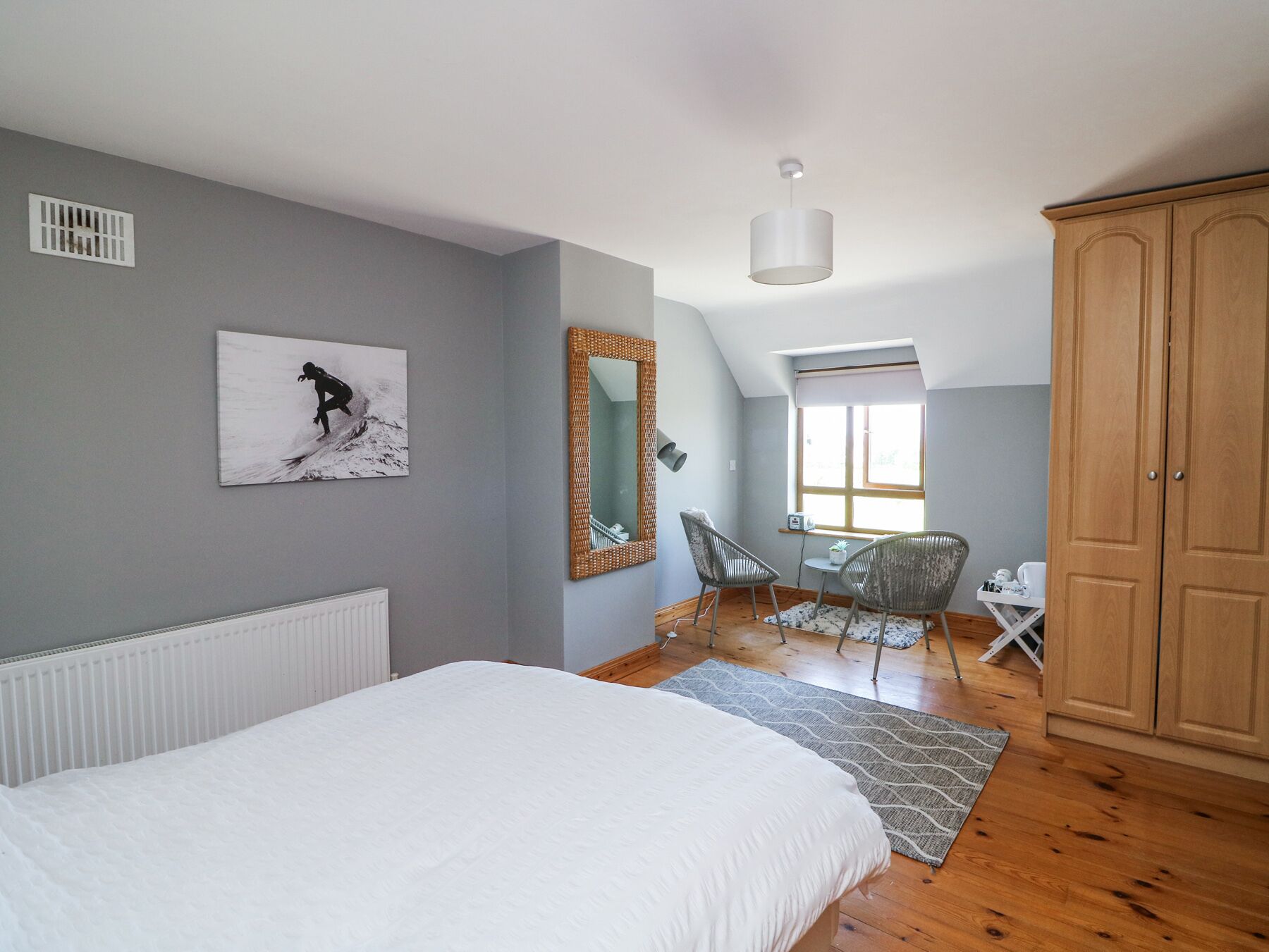 3 bedrooms, individually decorated, individually furnished, free WiFi