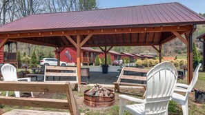 屋外ダイニングエリア