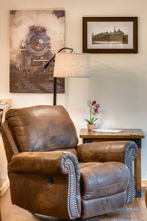 Interior - Train Rides, Trails & Casino Fun : Your Smoky Hub. (Bryson City)