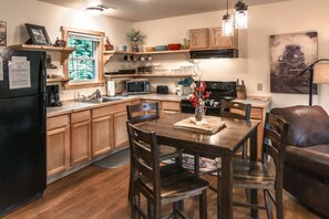 Fridge, microwave, oven, coffee/tea maker
