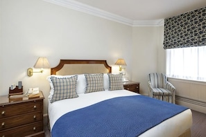 Unclassified image, 2 of 33, button - Sloane Place (London)