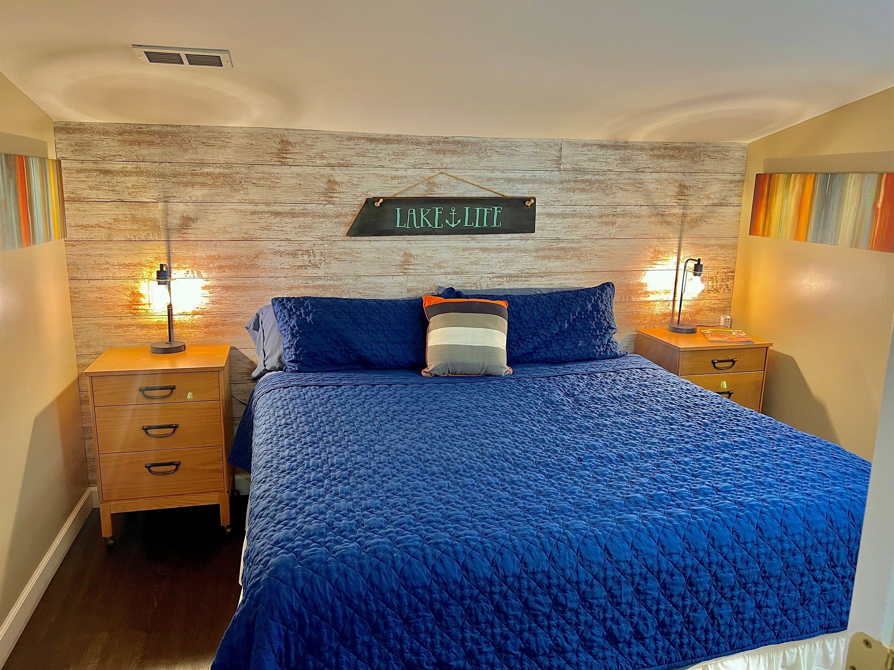 2 多间卧室、办公桌、熨斗/熨衣板、免费 WiFi