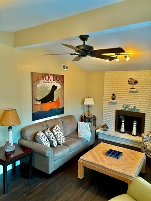 Smart-tv en een open haard