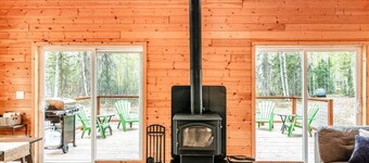 Alaska Adventure Chalet-King Beds & Fiber Internet