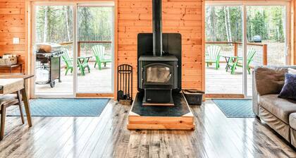 Alaska Adventure Chalet-King Beds & Fiber Internet