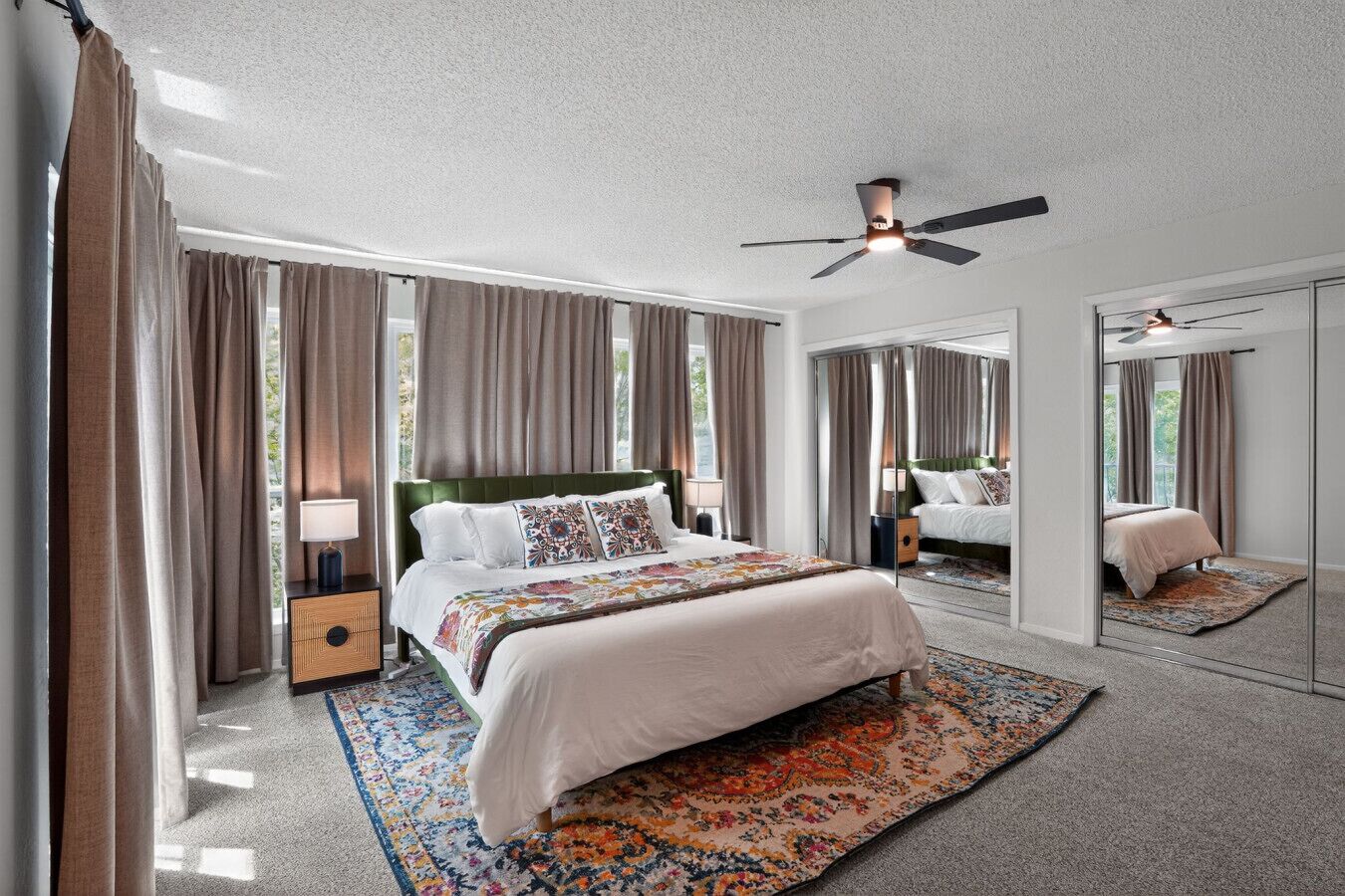 4 bedrooms, iron/ironing board, free WiFi, bed sheets