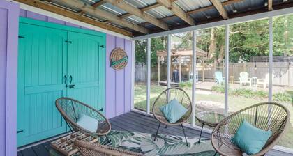 Minutes from downtown, this home is conveniently situated near all the action.