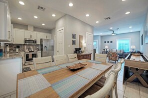 Maison (6 Bedrooms) | Intérieur