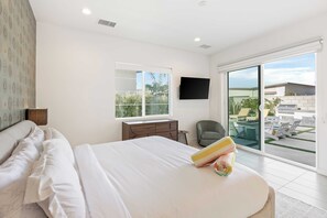 Interior - Lumen at Tahquitz: New Build With Pool, Fire Pit & Designer Interiors (Palm Springs)