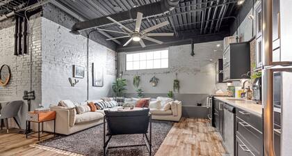 The Union at 222 Loft w/ Rooftop & Private Gated Parking