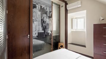 1 bedroom, iron/ironing board, internet, bed sheets